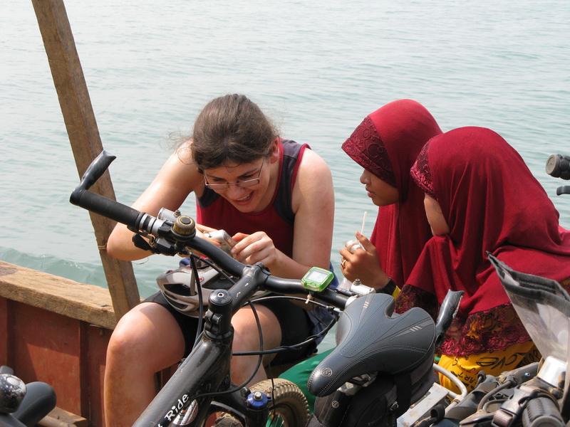 Emma with two Muslim girls