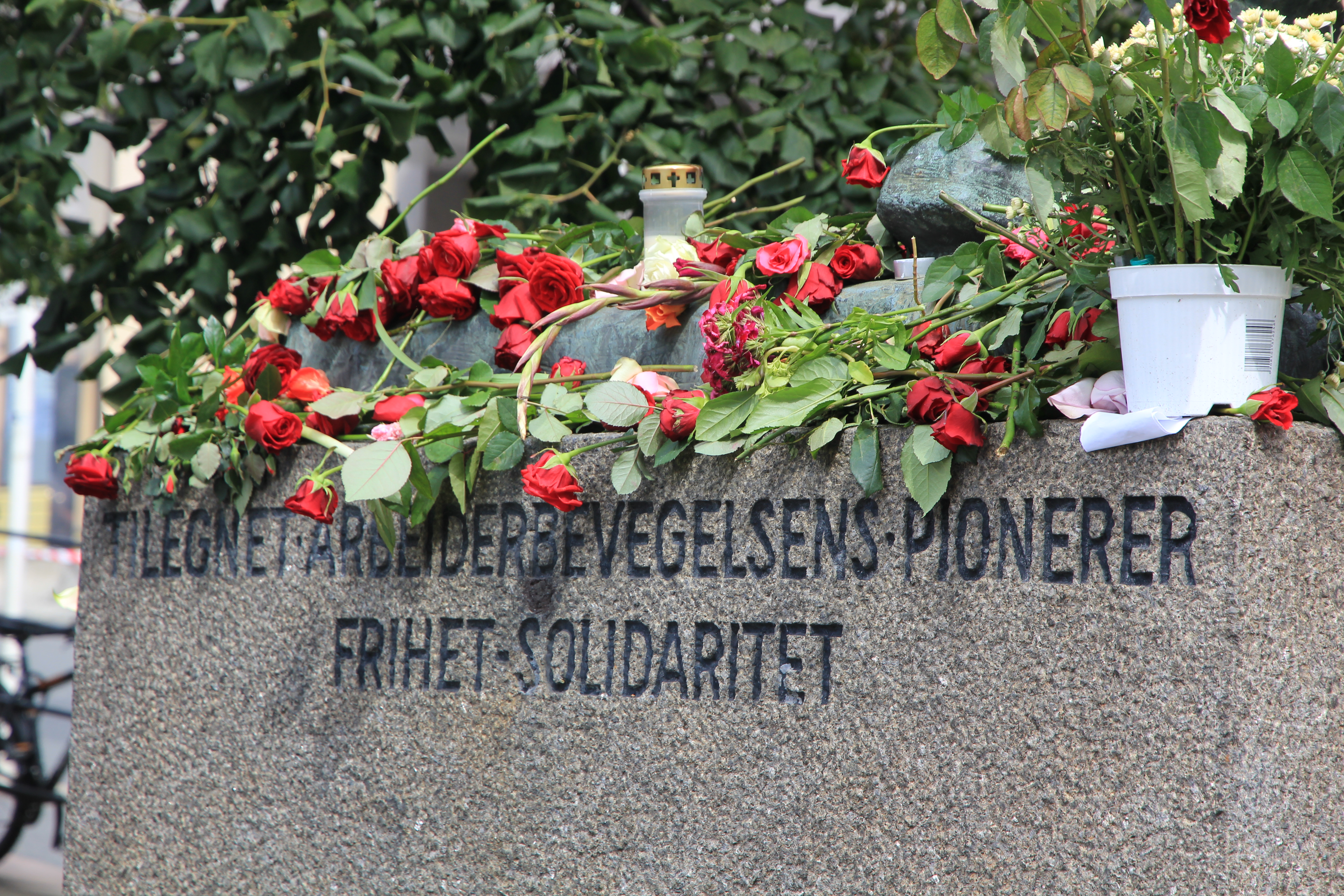 ...freedom - solidarity