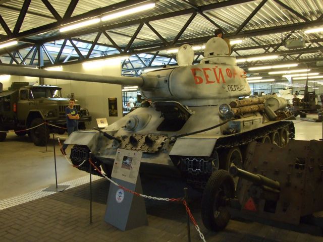 1689 T34-85