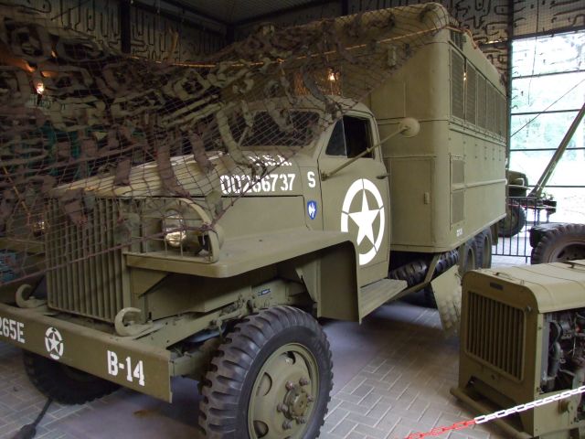 1872 G630 Studebaker US6-U3 Ordnance maintenance