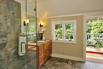 2927_forest_ave
