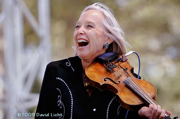 Laurie Lewis - Dave Alvin and the Guilty Women