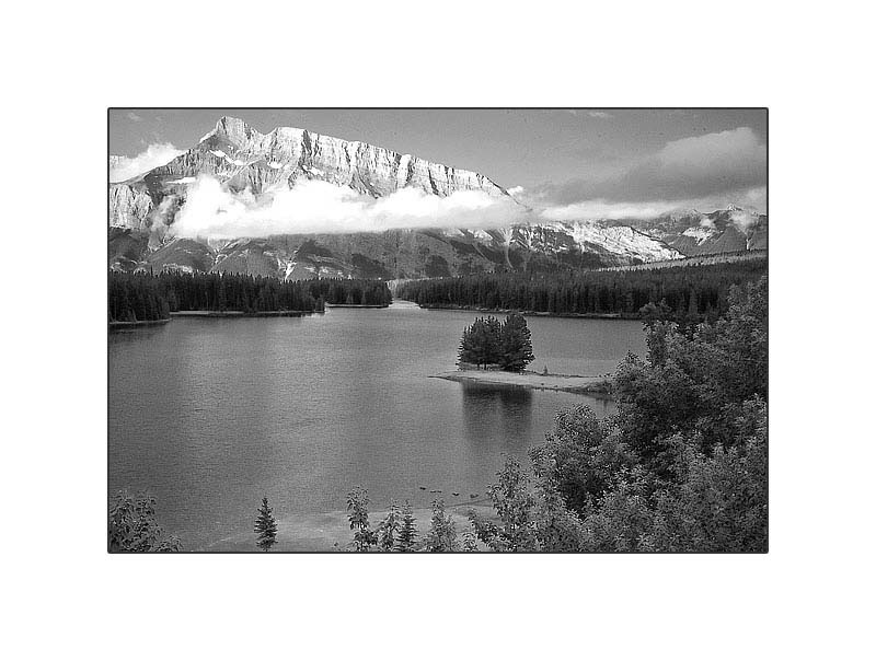 Lake Minnewanka