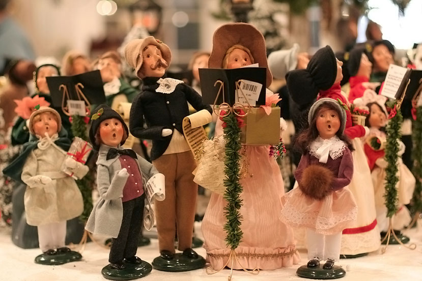 Carolers  *