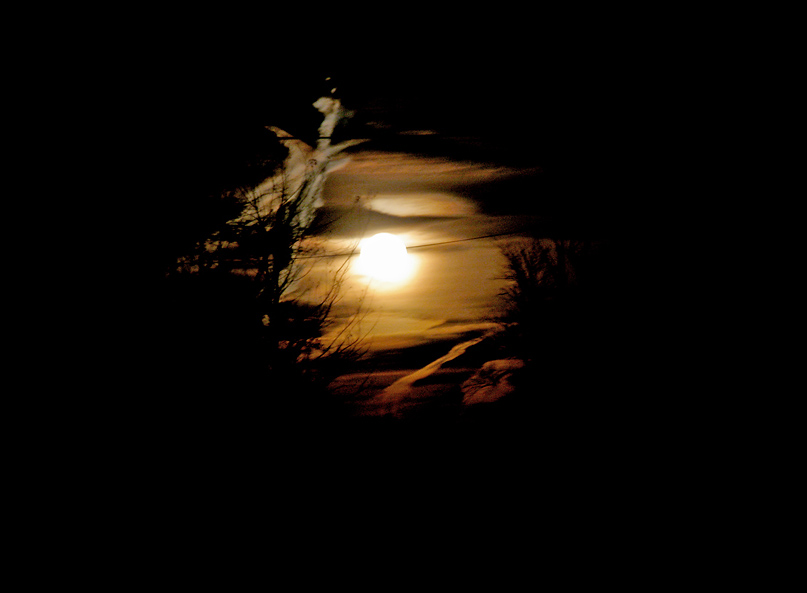 Full moon   *