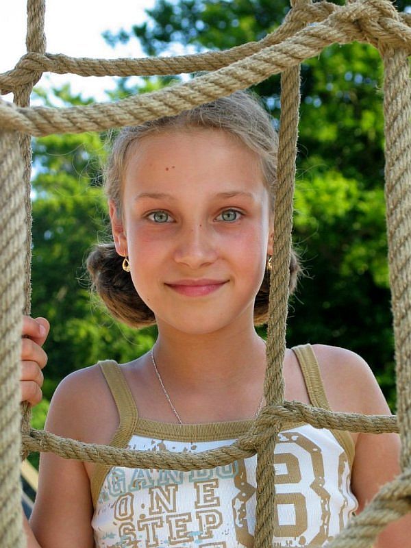 <b>4th: </b>Karolina POLAND<br>by Pawel Kazmierczyk