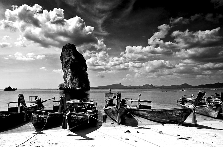 7th Place - A Land Far Away by kyagudin