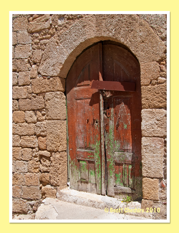 Rhodan doorway