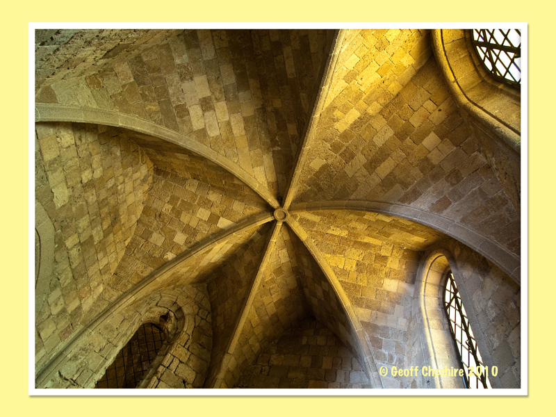 Vaulted ceiling in Fileramos