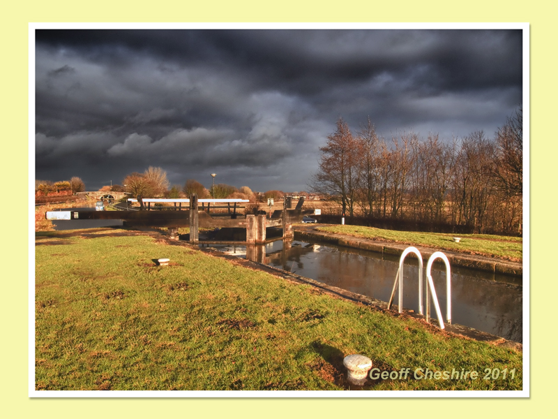 Stormy Locks at Lathom (1) - HDR