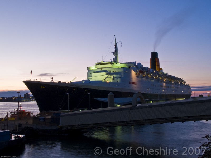 QE2 at Liverpool