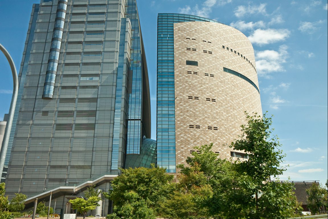 NHK Osaka Broadcasting Station</br>Osaka Museum of History