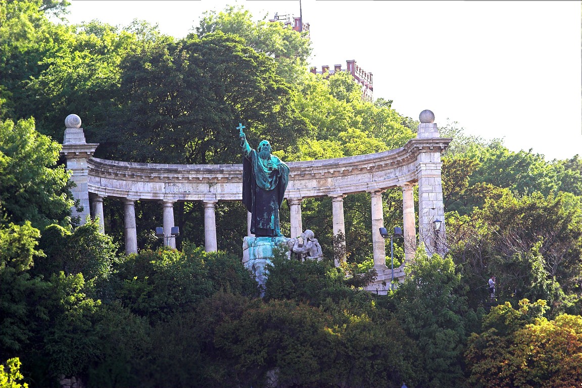 St. Gellrt Monument