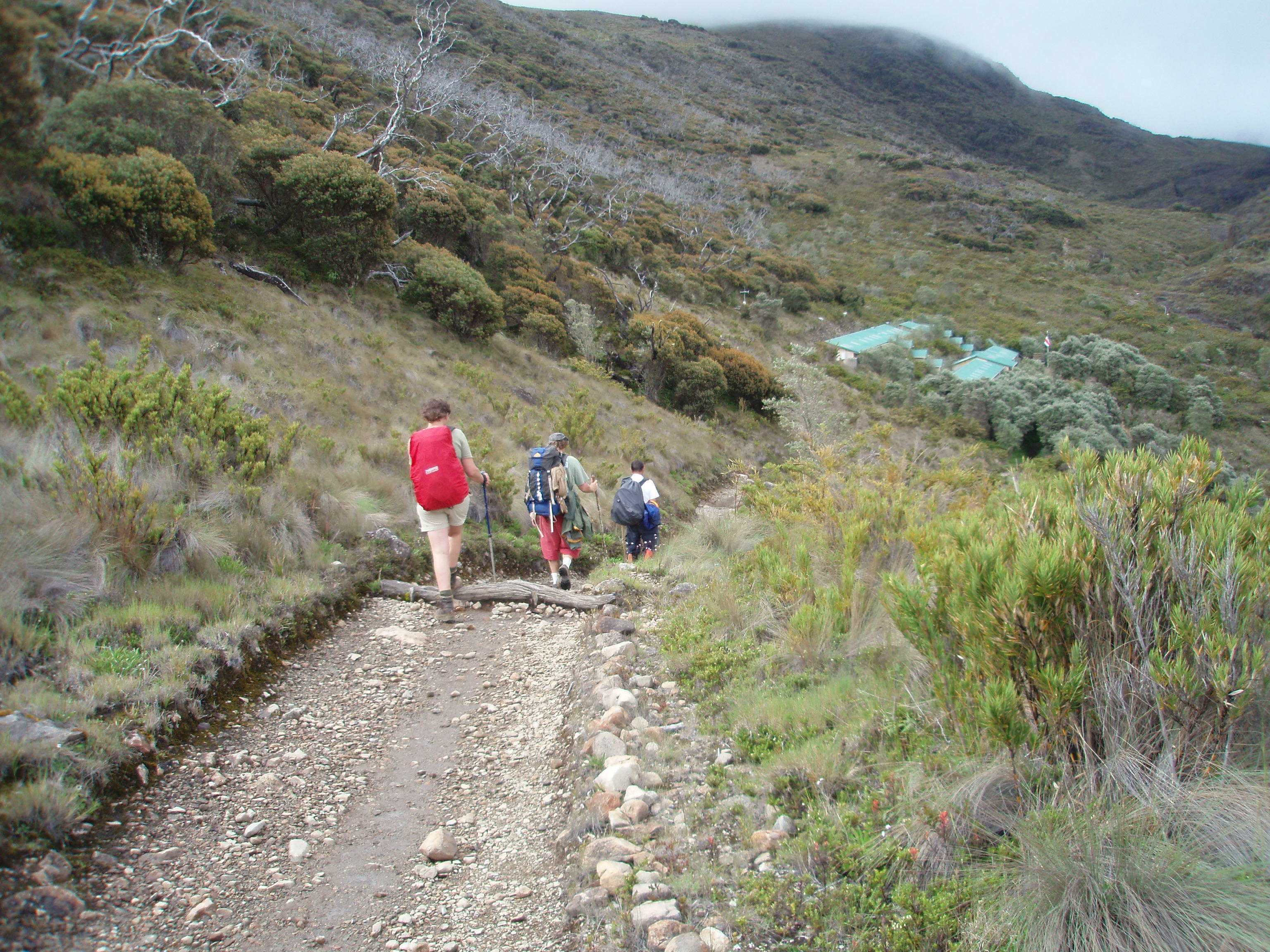 Descent to Crestones Base