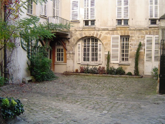 Cour de Rohan - 2nd courtyard