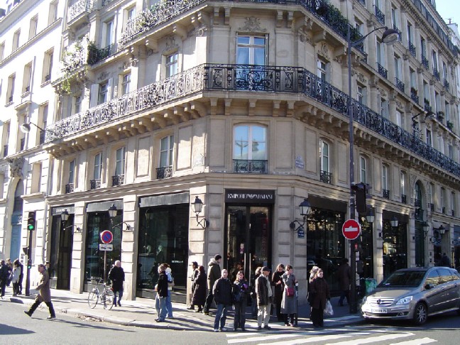 A Bout de Souffle - Le Royal St-Germain - now an Armani store