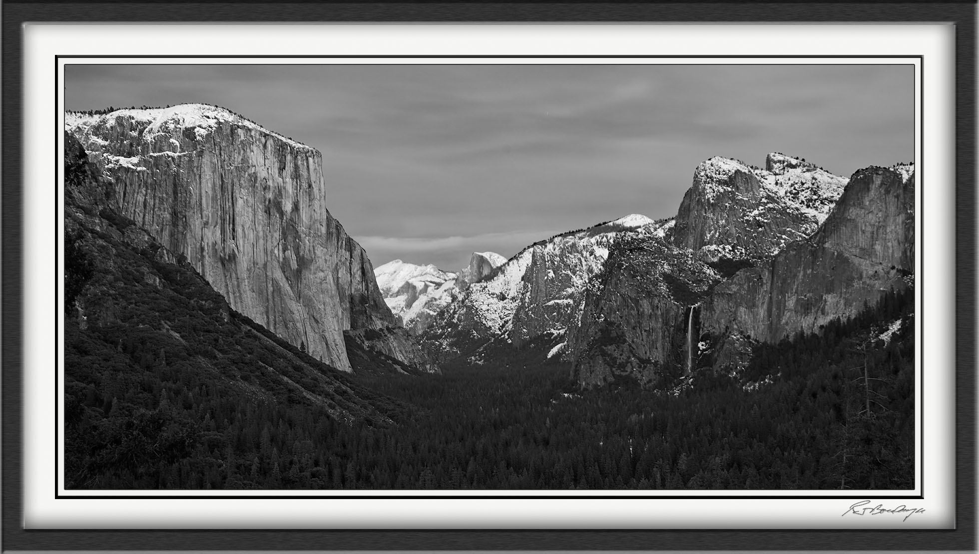 Yosemite Valley At Dusk