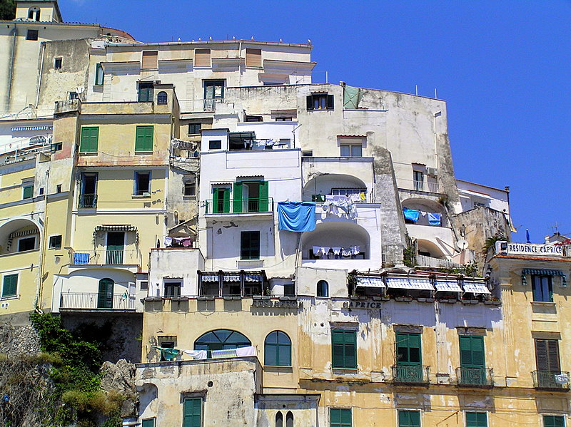 amal cliffs laundry.JPG