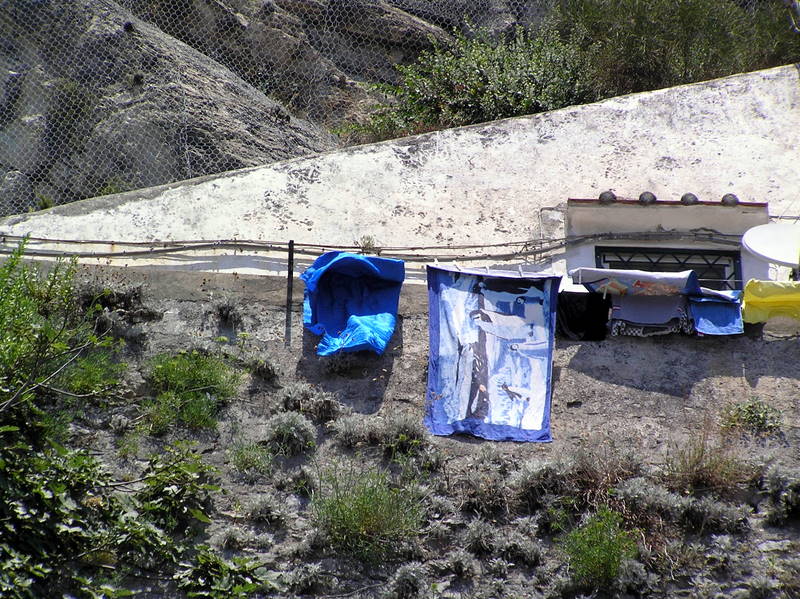amal cliffs laundry3.JPG