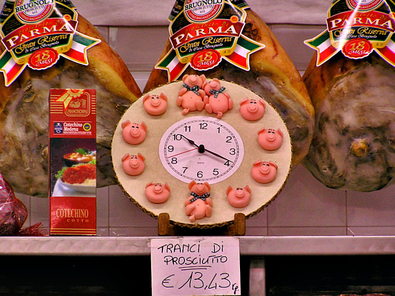 mod - P4300006 pig clock.jpg