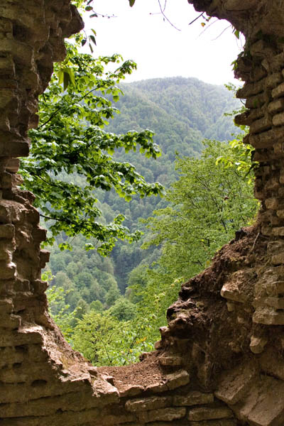 Roodkhan Fortress