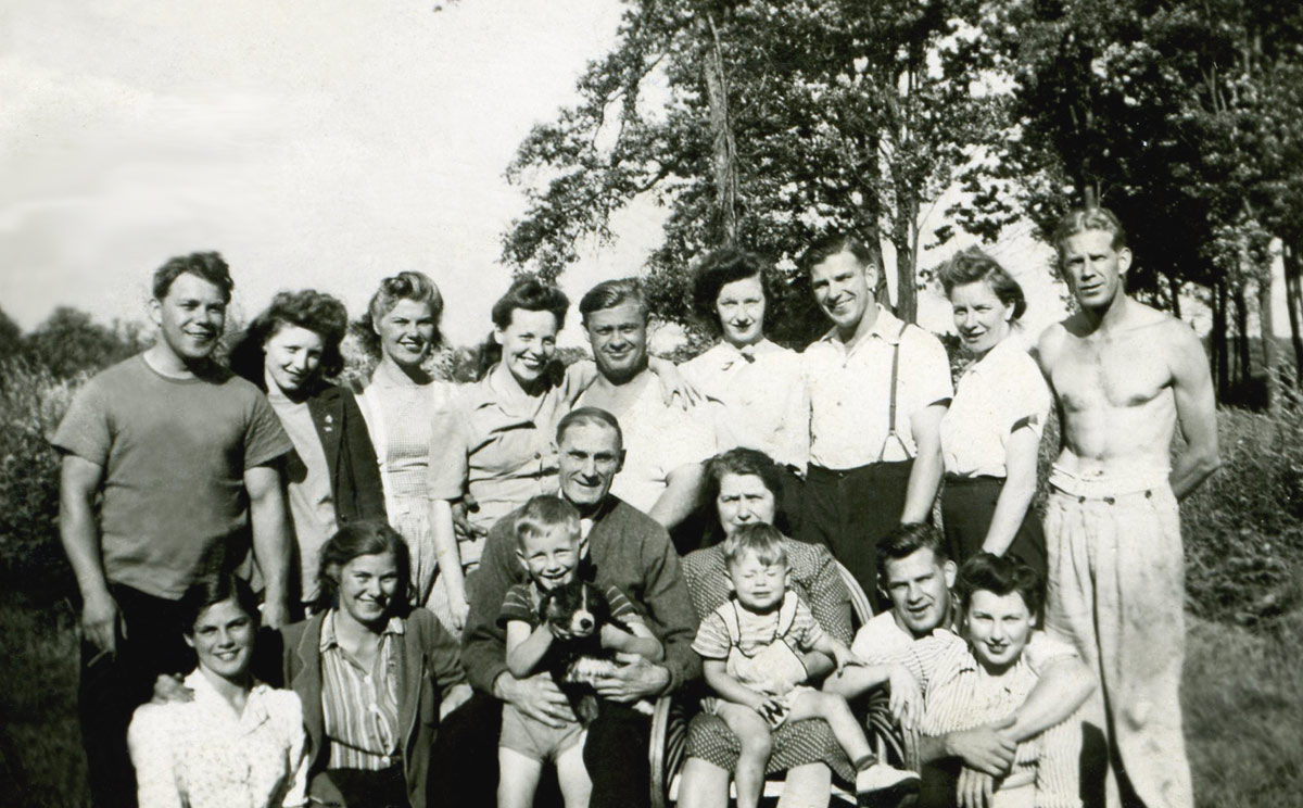 McDonald family get together at Kars, Ontario in 1945