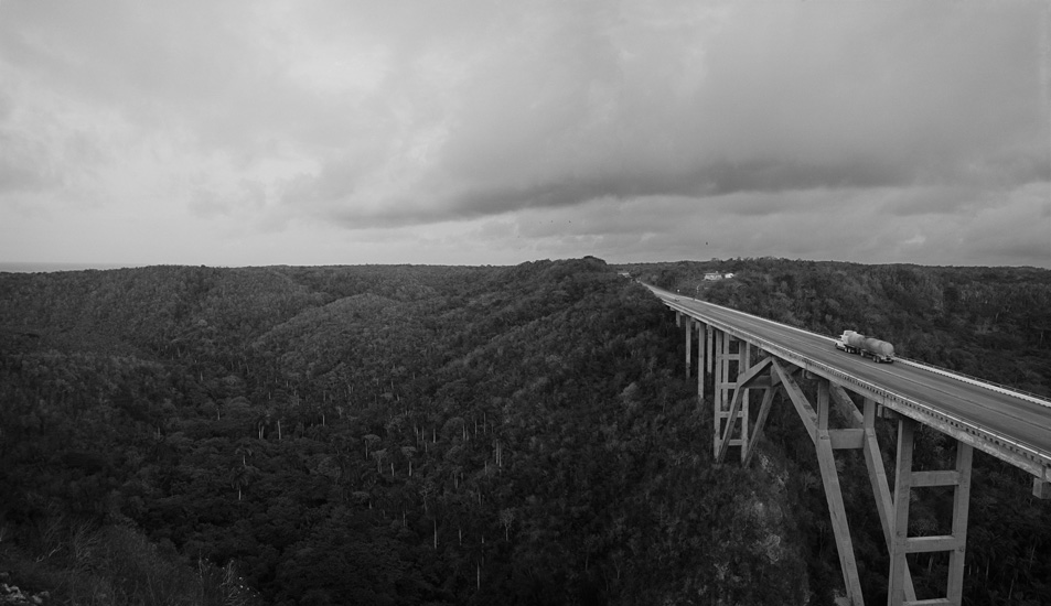 CUBA-MIRADOR-BRIDGE-PANOPAMA