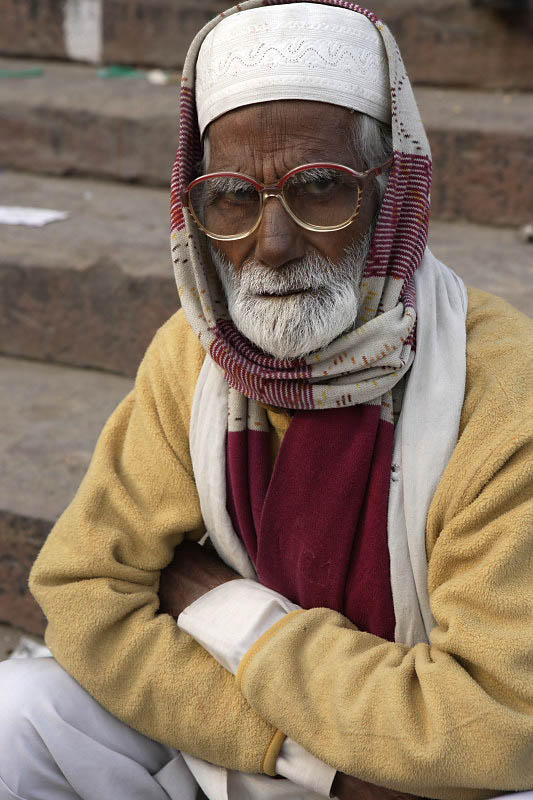 New Delhi, on the steps of Juma Masjid