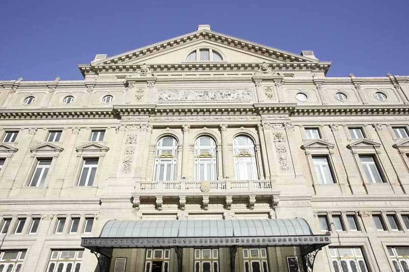 Colon Theatre