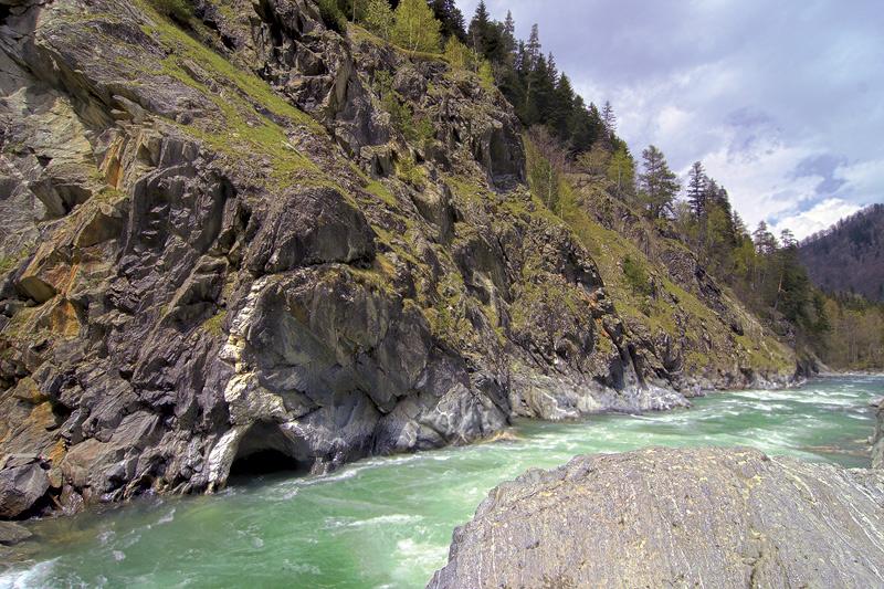 exit from Prozhai Rodina rapid. Big Laba river