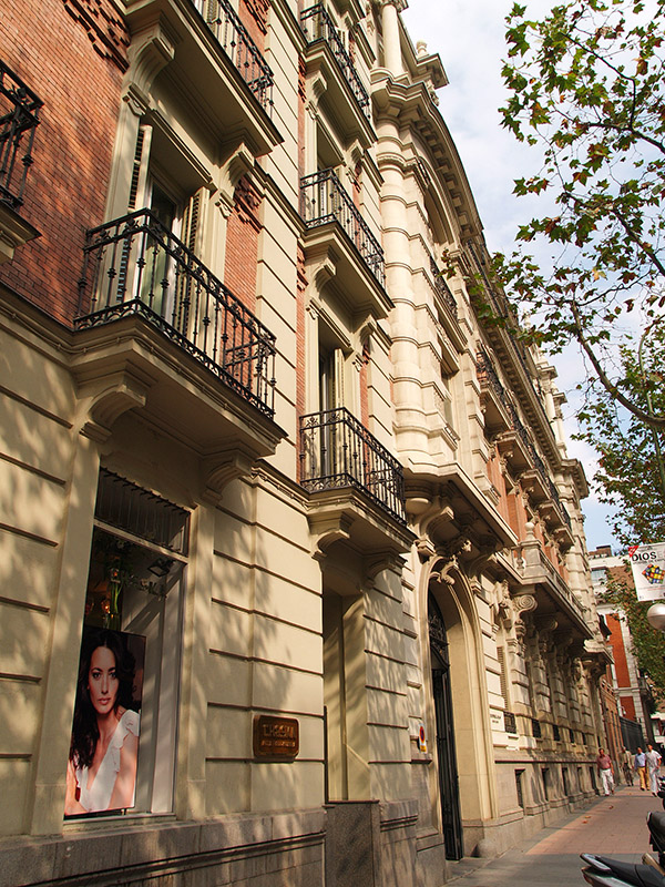 Old buildings / Edificios antiguos