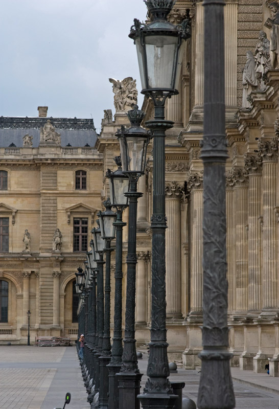Paris<br>le Louvre