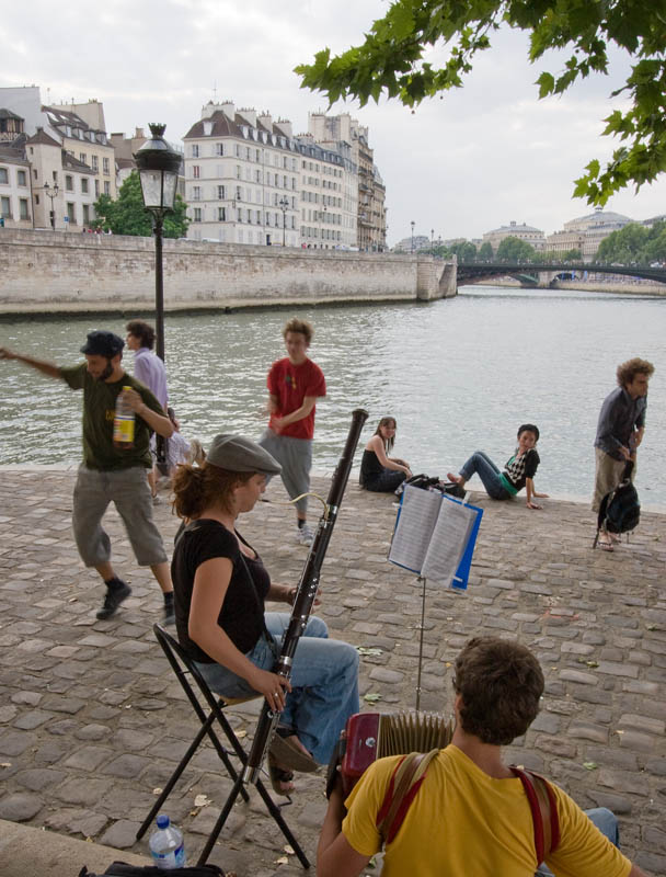 Paris<br>Candid