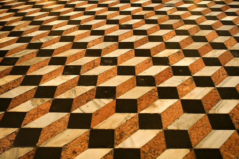 Illusional Tiling