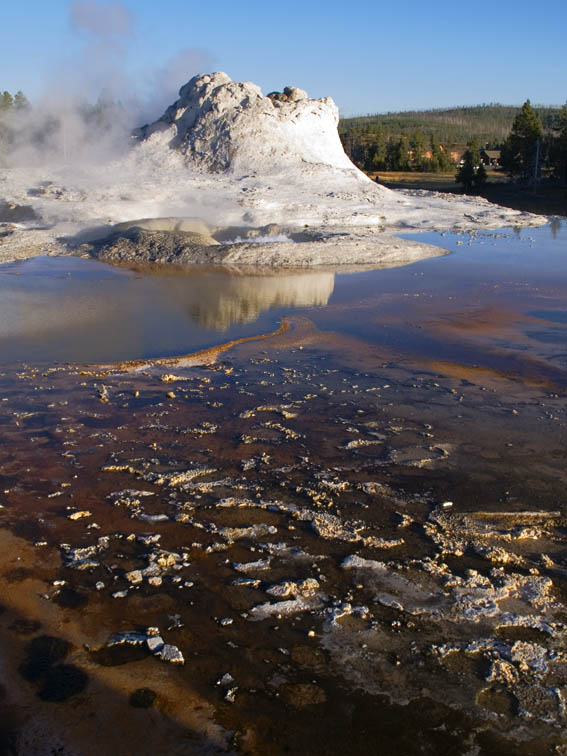 <B>Pools of Drama</B> <BR><FONT SIZE=2>Yellowstone National Park, September 2006</FONT>