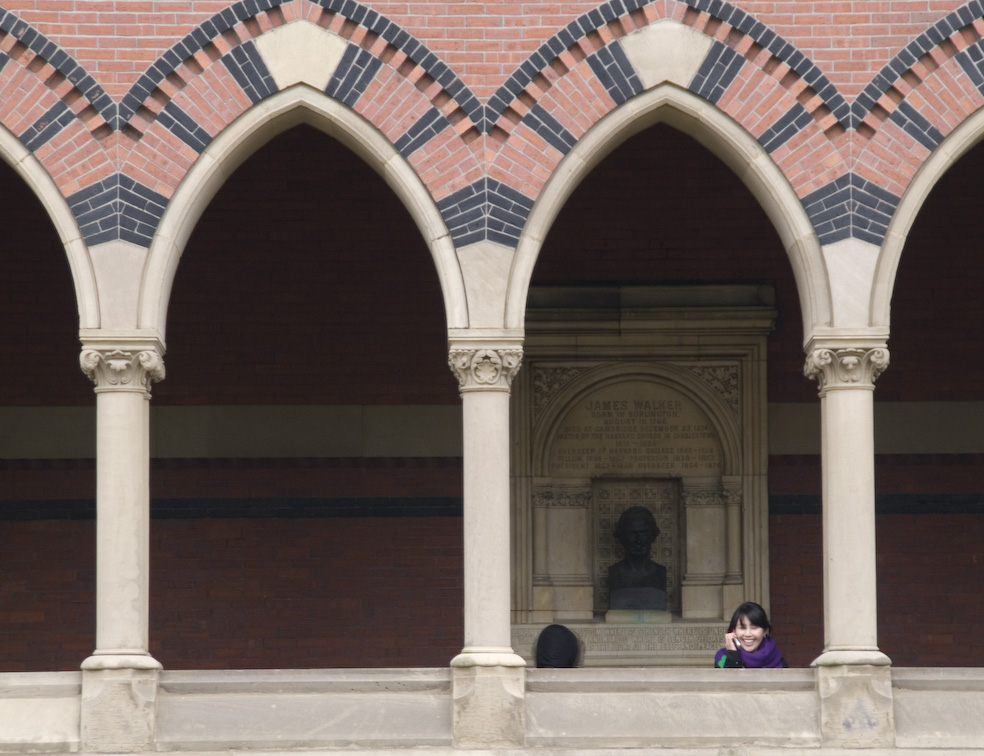 <B>On the Phone</B> <BR><FONT SIZE=2>Cambridge, Massachusettes, April 2007</FONT>
