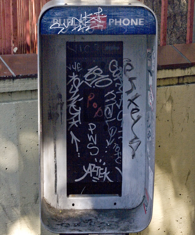 <B>Still Communicating</B> <BR><FONT SIZE=2>San Francisco, June 2007</FONT>