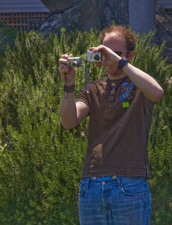 <B>Twin Shots</B> <BR><FONT SIZE=2>Di Rosa Preserve, Napa County, California, June 2007</FONT>