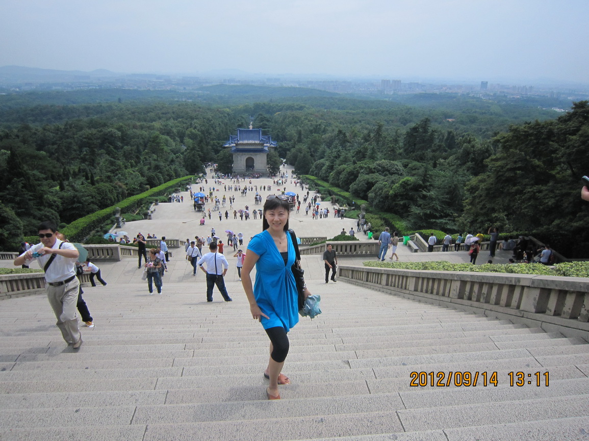 August to October Trip 2012-Nanjing zhongshanling.JPG