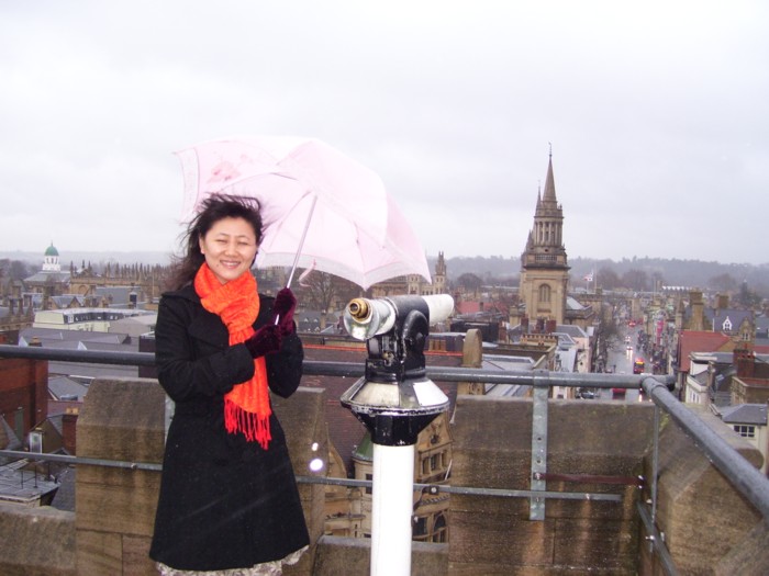 strong wind on carfax tower.JPG