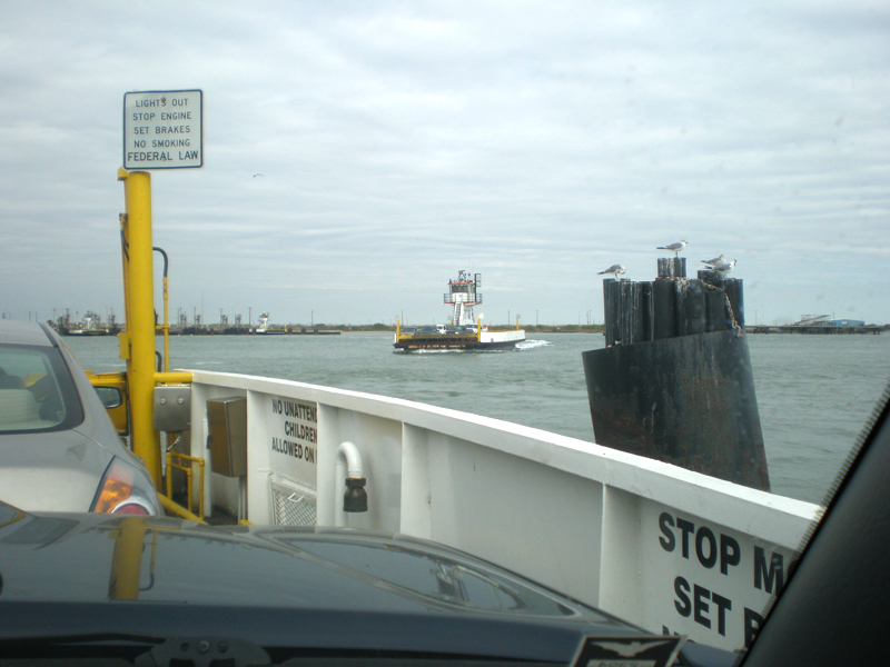 ferry crossing2 to port-a.JPG