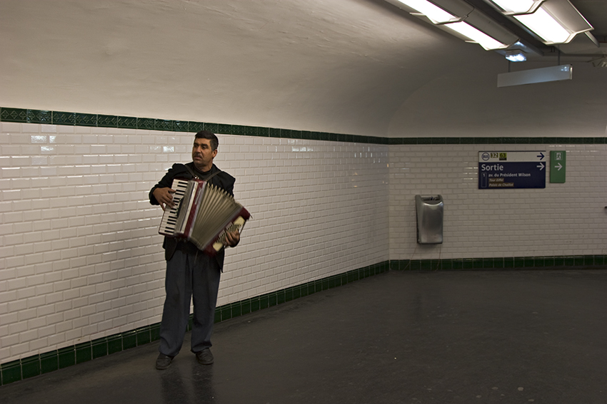 in Paris subway (no metr de Paris)