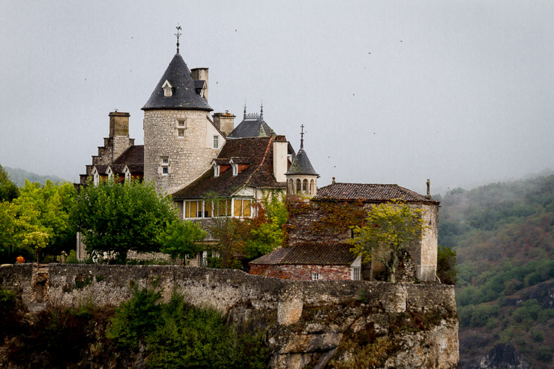 Walking Up and Down Rocamadour (1)