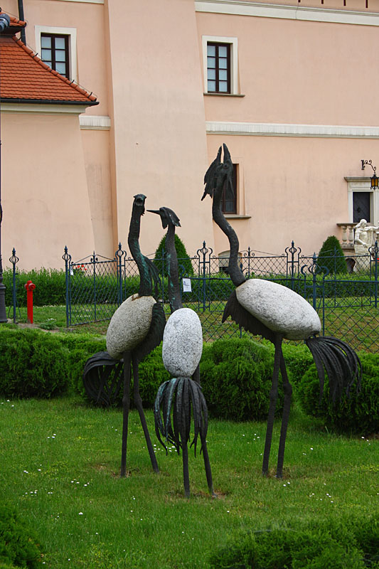 Niepolomice - sculpture near the Castle