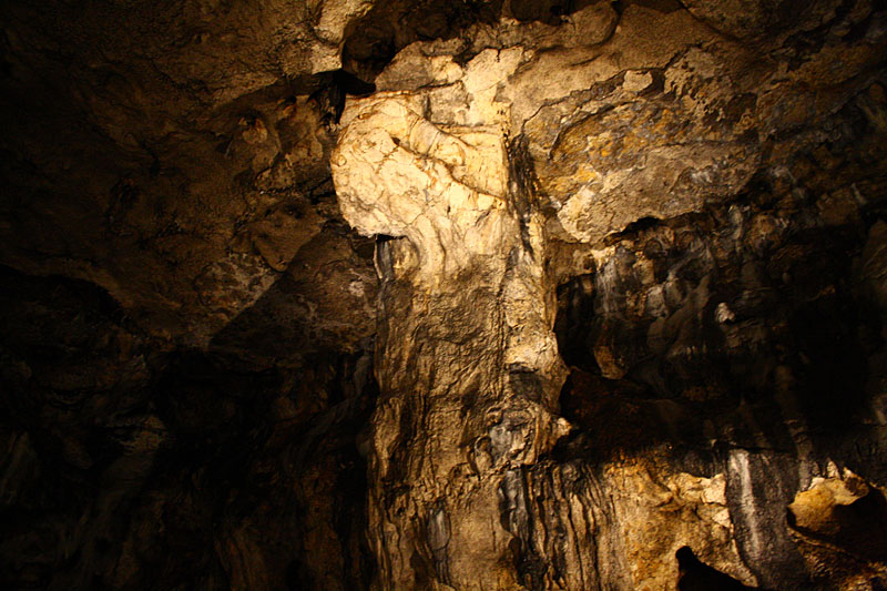 Kings Lokietek Cave