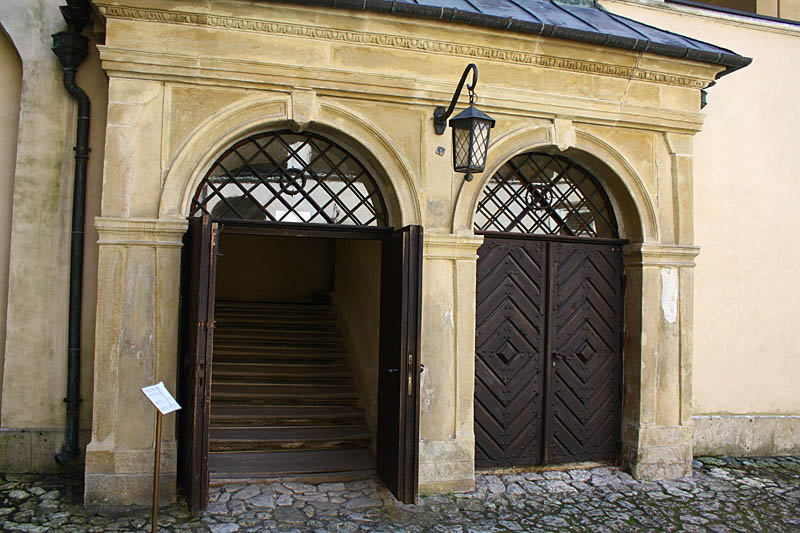 Pieskowa Skala Castle