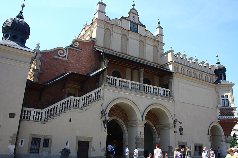 Sukiennice - Architecture