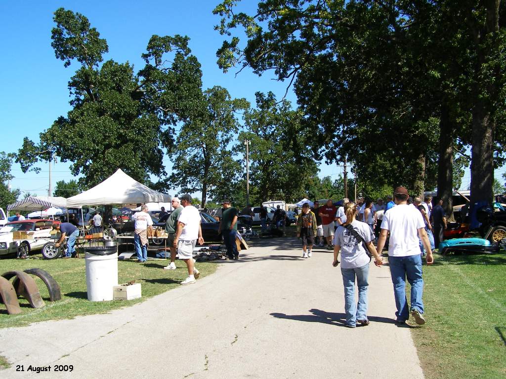Swap Meet 003.jpg