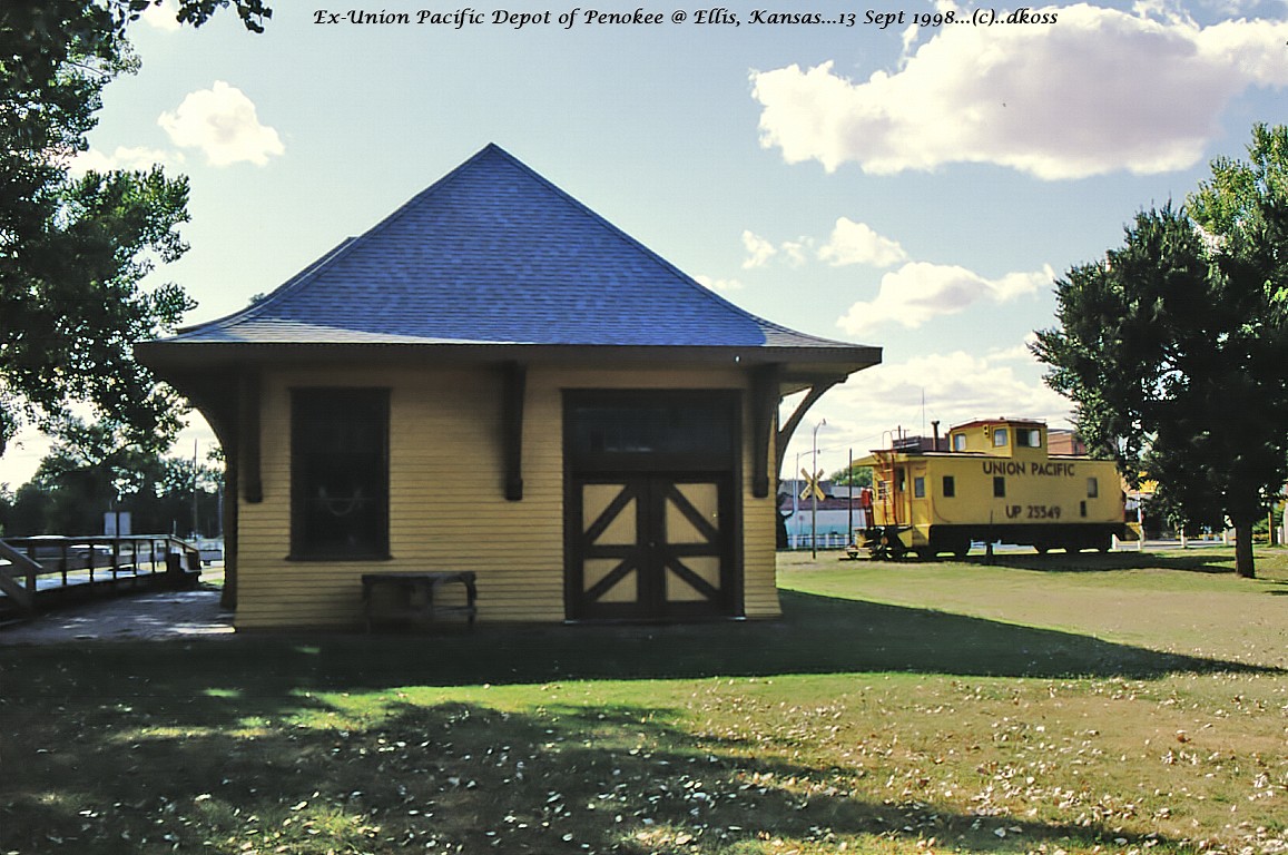Penokee KS UP Depot 001.jpg