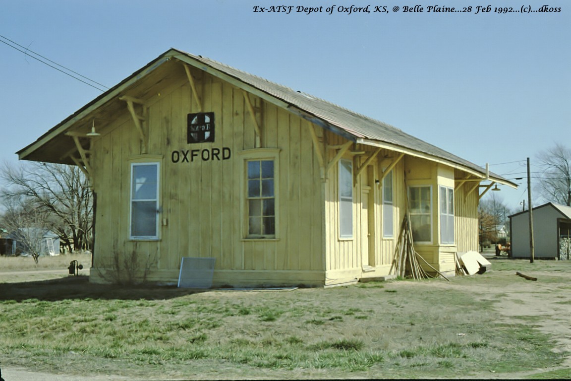 ATSF Depot of Oxford KS 001.jpg